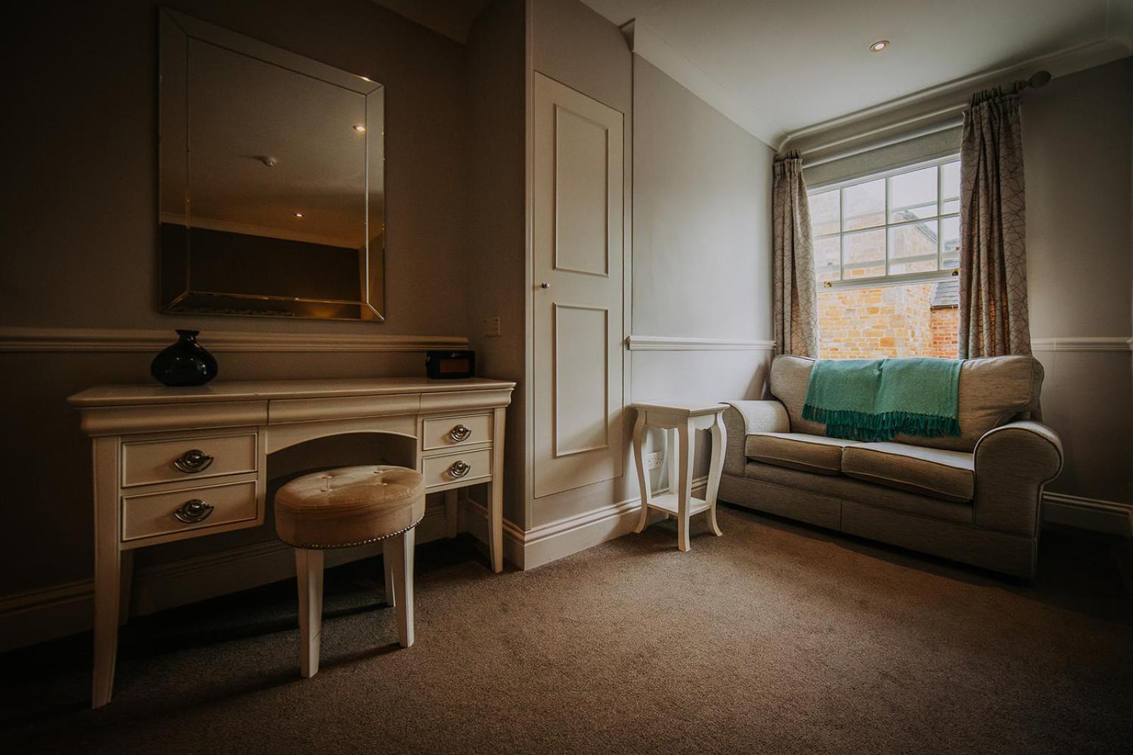 The Lake Isle Restaurant With Rooms Uppingham Extérieur photo