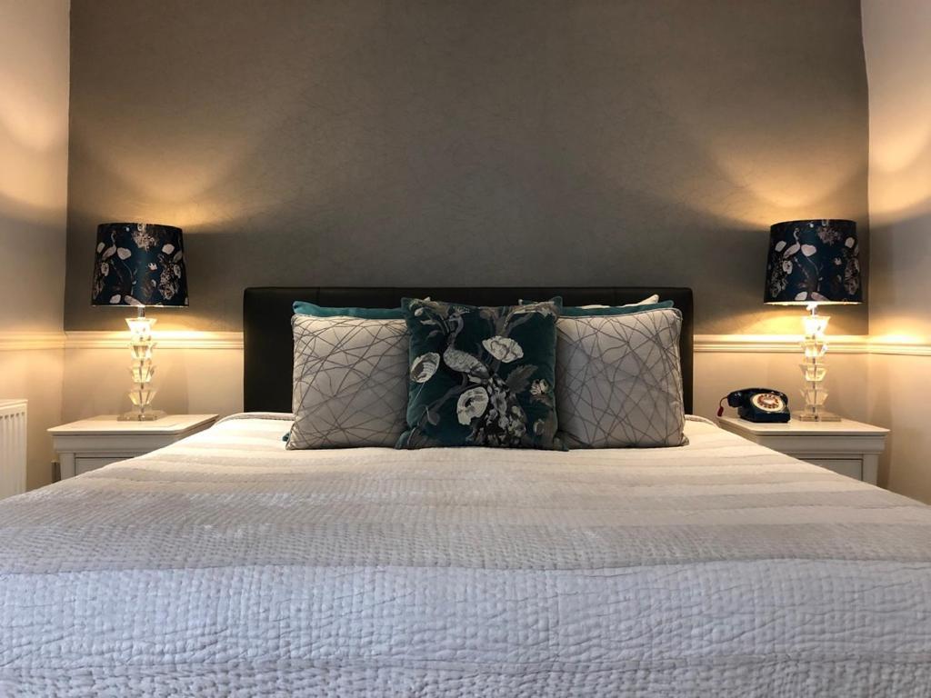 The Lake Isle Restaurant With Rooms Uppingham Extérieur photo